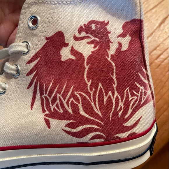 Rare New/never worn University of Chicago Sz 7.5 Converse Chuck Taylor Hi-Tops - Picture 8 of 8